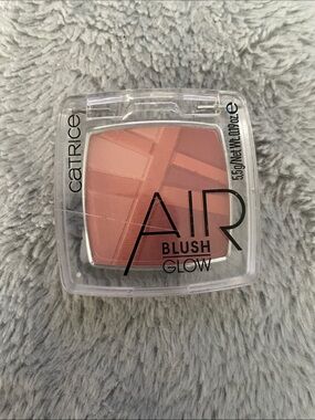 Catrice Air Blush Glow Powder Blush — Peachy Pink